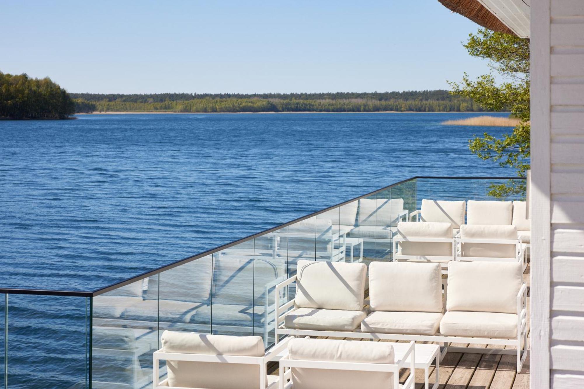 Nossentiner Huette Van Der Valk Naturresort Drewitz מראה חיצוני תמונה